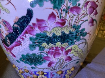 A Chinese famille rose 'ducks in a lotus pond' garden seat, 19th C.